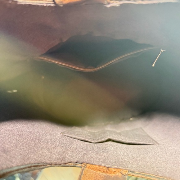 Elegant Brown Woven Tote Bag - Picture 6 of 8